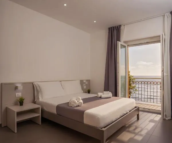 ベッド・アンド・ブレックファスト Mc アグローポリ