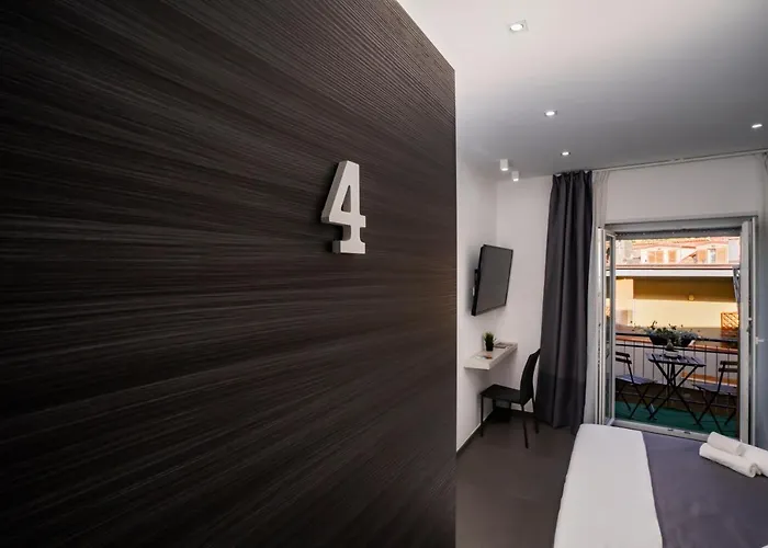 ベッド・アンド・ブレックファスト Mc アグローポリ