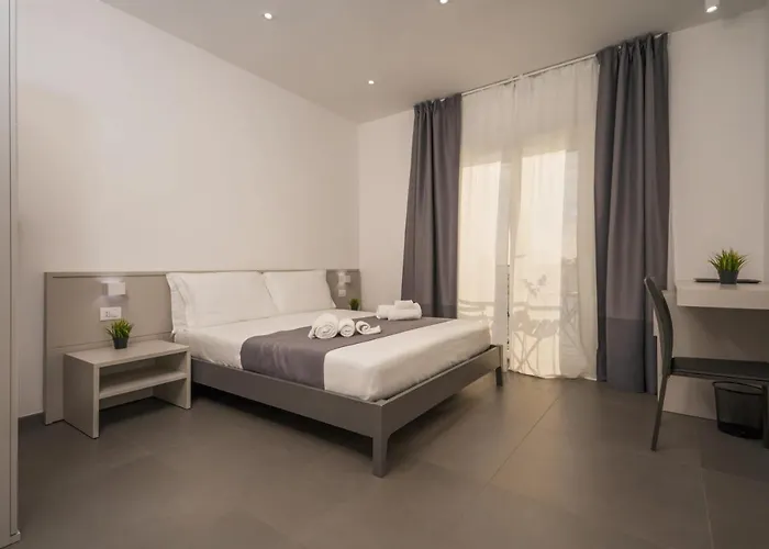 ベッド・アンド・ブレックファスト Mc 4*