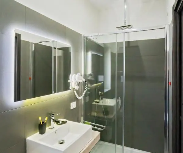 Mc ベッド・アンド・ブレックファスト 4*