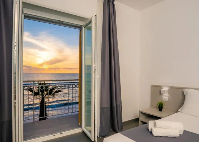 ベッド・アンド・ブレックファスト Mc アグローポリ